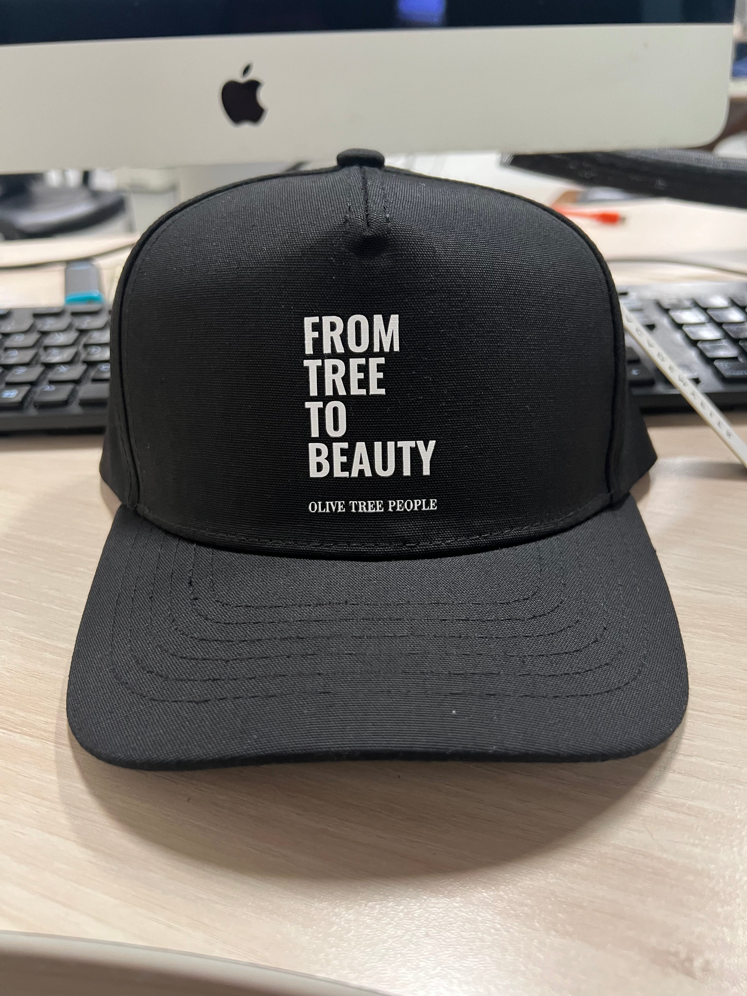 FROM TREE TO BEAUTY hat black